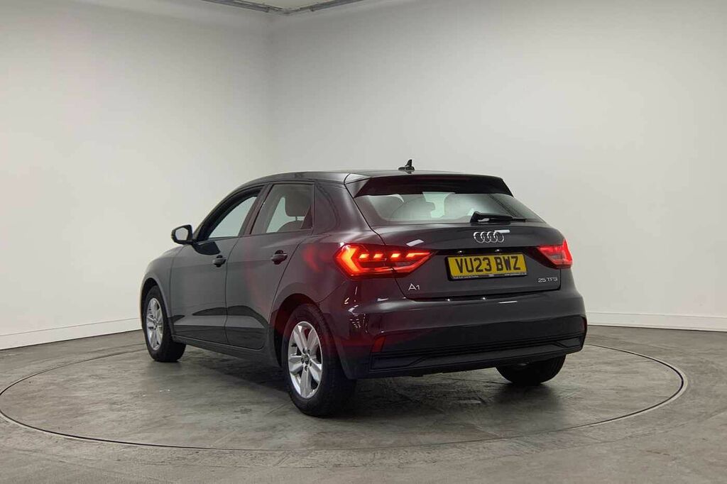 Audi A1 Technik 25 Tfsi 95 Ps 5-Speed - 2023 VU23BWZ Grey #3