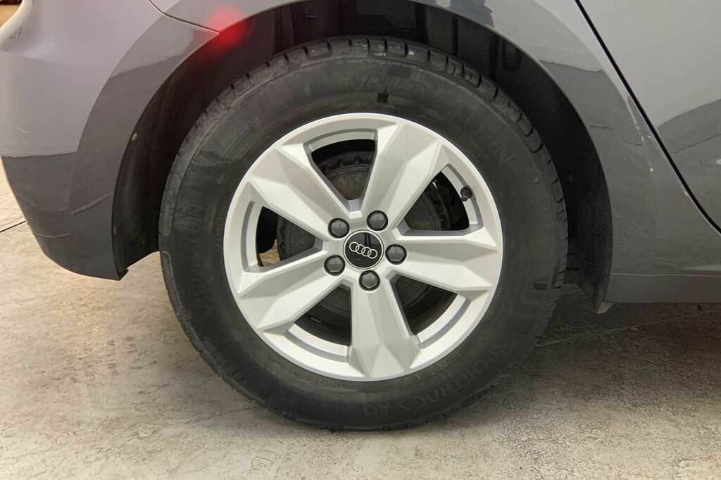 Audi A1 Technik 25 Tfsi 95 Ps 5-Speed - 2023 VU23BWZ Grey #5