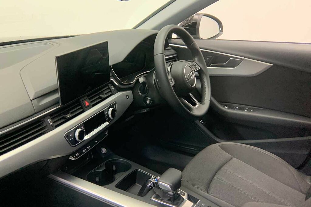 Audi A4 Technik 35 Tfsi 150 Ps S Tronic - 2022 PX22NYL Black #2