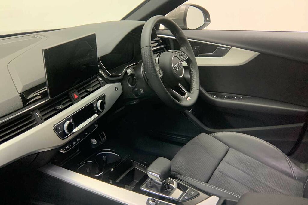 Audi A4 Avant Avant S Line 40 Tfsi 204 Ps S Tronic - 2024 RK24LVO Grey #2