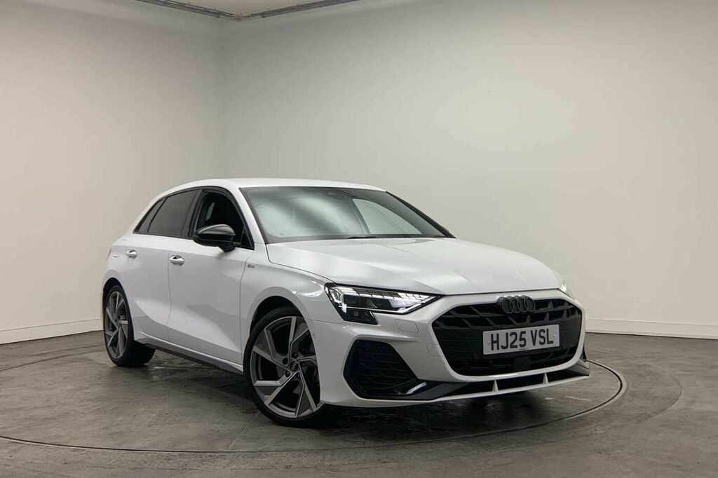 Audi A3 Black Edition 35 Tfsi 150 Ps S Tronic - 2025 White