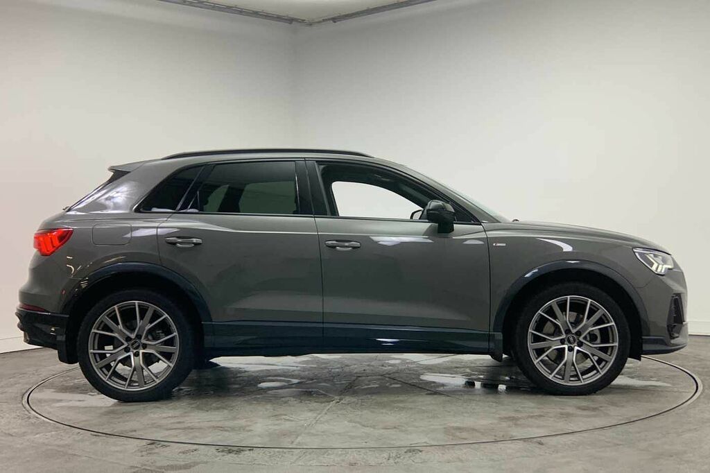 Audi Q3 Black Edition 40 Tdi Quattro 193 Ps S Tronic - 202 Grey #4