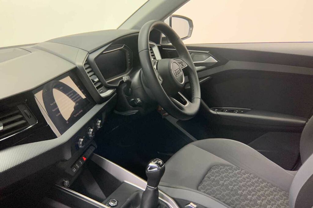 Audi A1 Sport 30 Tfsi 110 Ps 6-Speed - 2023 HG73UGD White #2