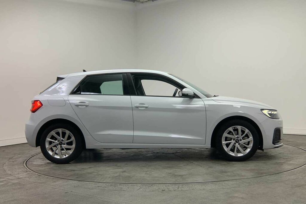 Audi A1 Sport 30 Tfsi 110 Ps 6-Speed - 2023 HG73UGD White #4