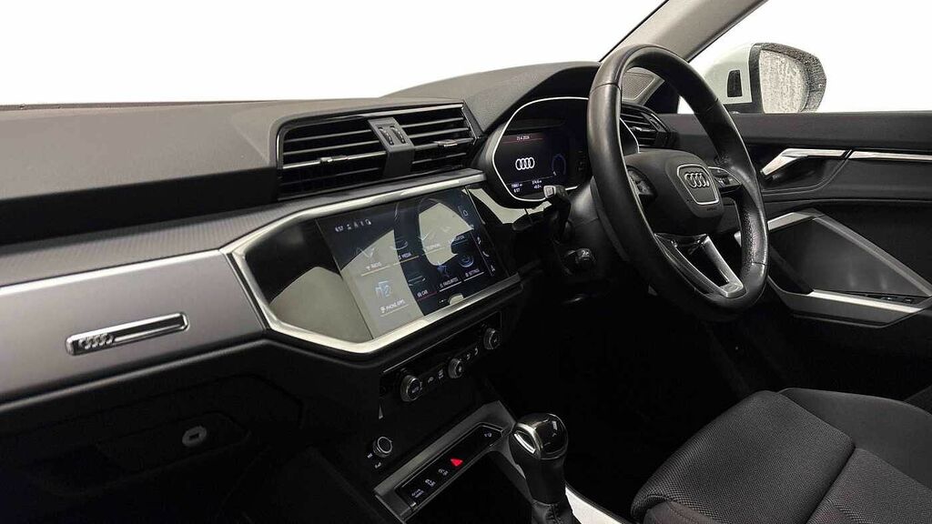 Audi Q3 Sport 35 Tfsi 150 Ps S Tronic - 2021 LV21NBM White #2