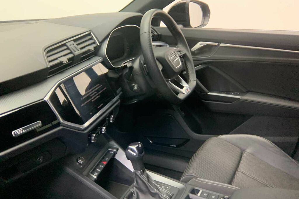 Audi Q3 Black Edition 35 Tfsi 150 Ps S Tronic - 2022 CL21KEY Black #2