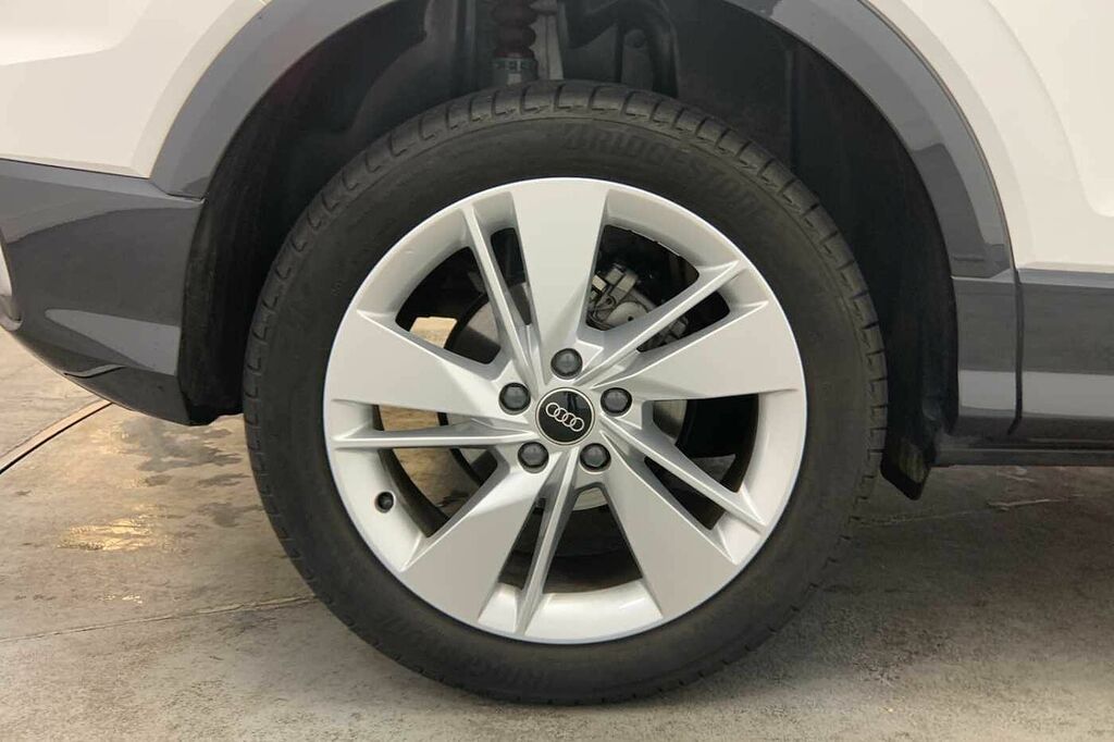 Audi Q2 S Line 30 Tfsi 116 Ps 6-Speed - 2024 HG24UWO White #5