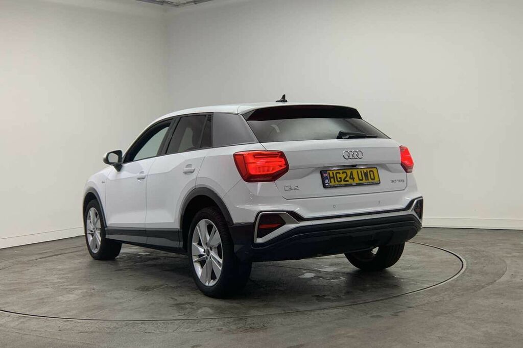 Audi Q2 S Line 30 Tfsi 116 Ps 6-Speed - 2024 HG24UWO White #3
