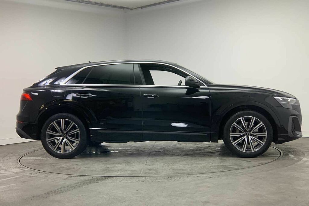 Audi Q8 Suv S Line 50 Tdi Quattro 286 Ps Tiptronic - 2024 Black #4