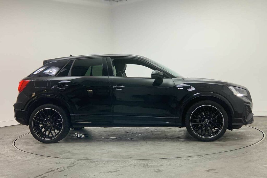 Audi Q2 Black Edition 35 Tfsi 150 Ps S Tronic - 2023 HD23FOV Black #4