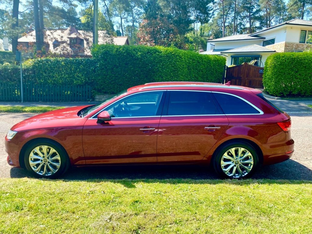 Audi A4 Avant 2L Se PY16AOM Red #4