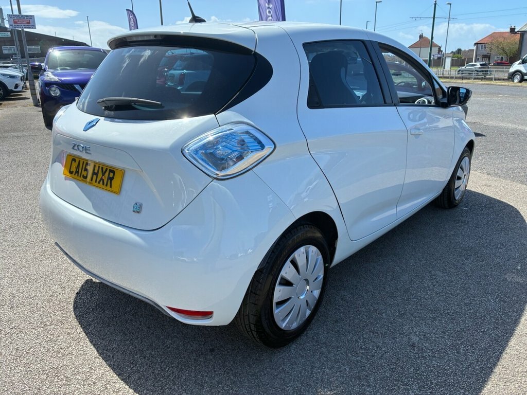 Renault Zoe Hatchback CA15HXR White #6