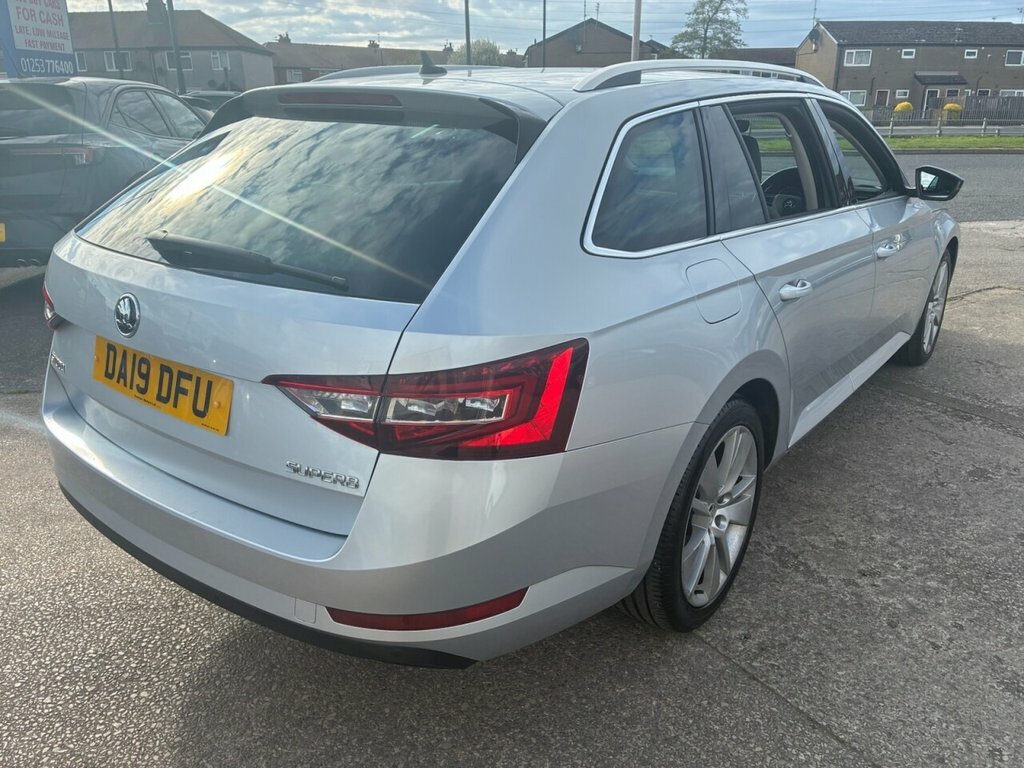 Skoda Superb 2L Se L Executive DA19DFU Silver #5