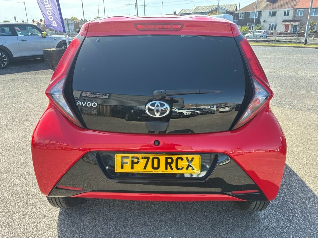 Toyota Aygo 1L X-trend FP70RCX Red #6