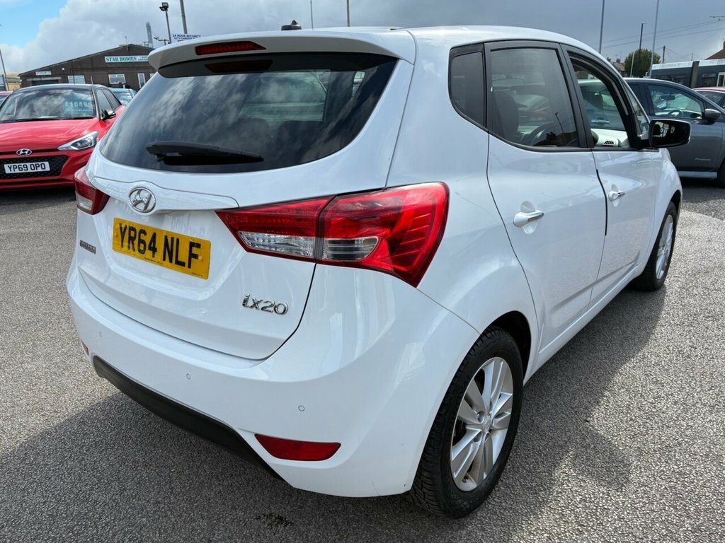 Hyundai Ix20 1.4L Style White #6