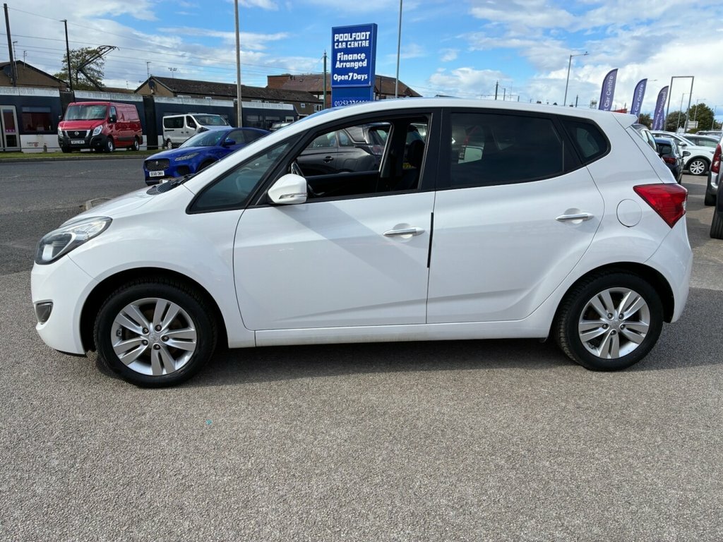 Hyundai Ix20 1.4L Style White #3