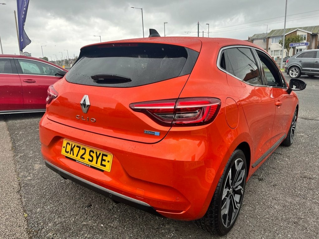 Renault Clio 1.6L Techno CK72SYE Orange #6