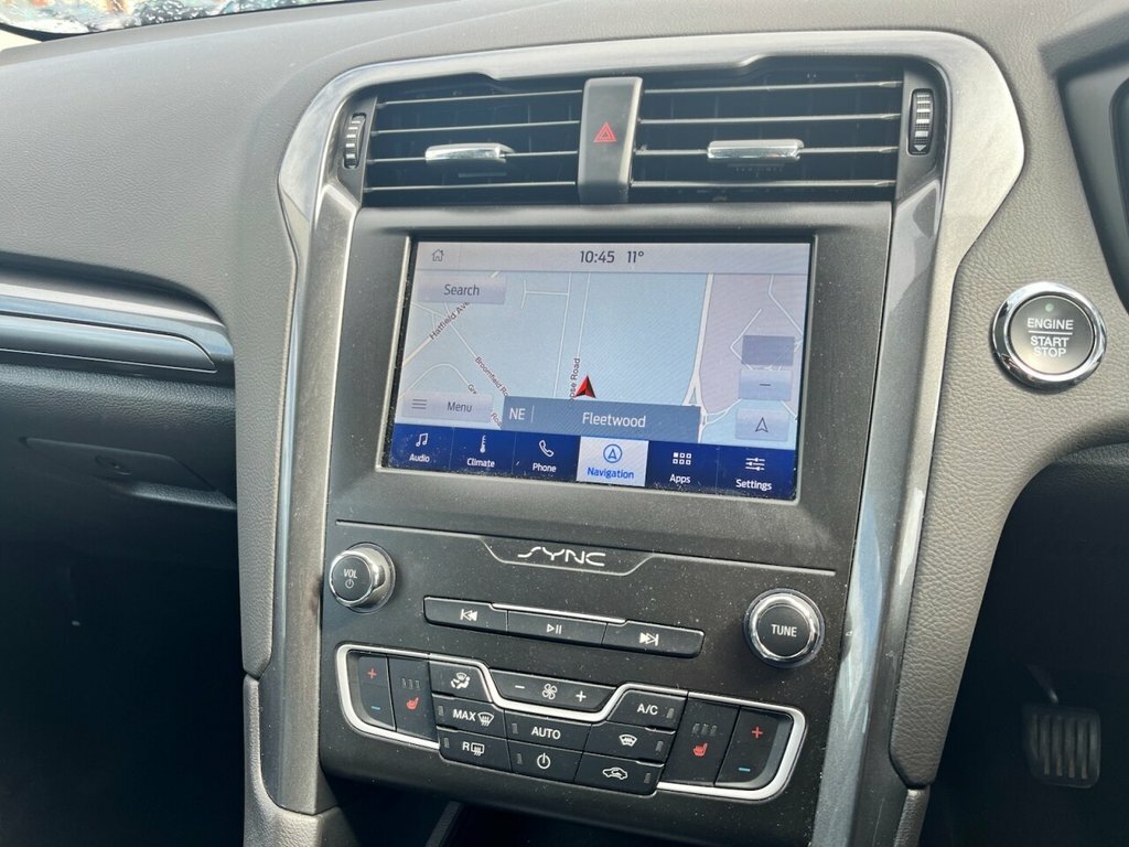 Ford Mondeo 2L Titanium Edition Silver #5