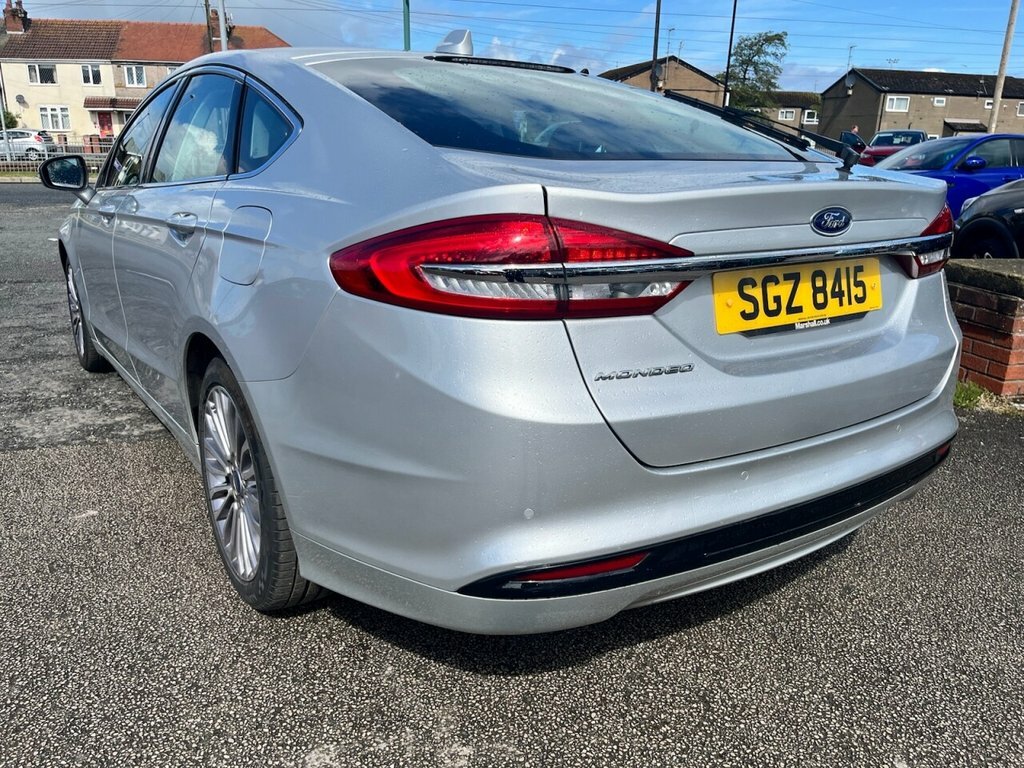 Ford Mondeo 2L Titanium Edition Silver #6