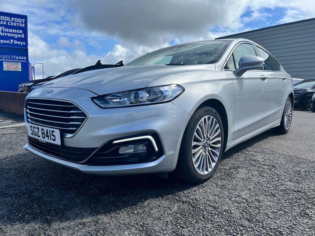 Ford Mondeo 2L Titanium Edition Silver #2
