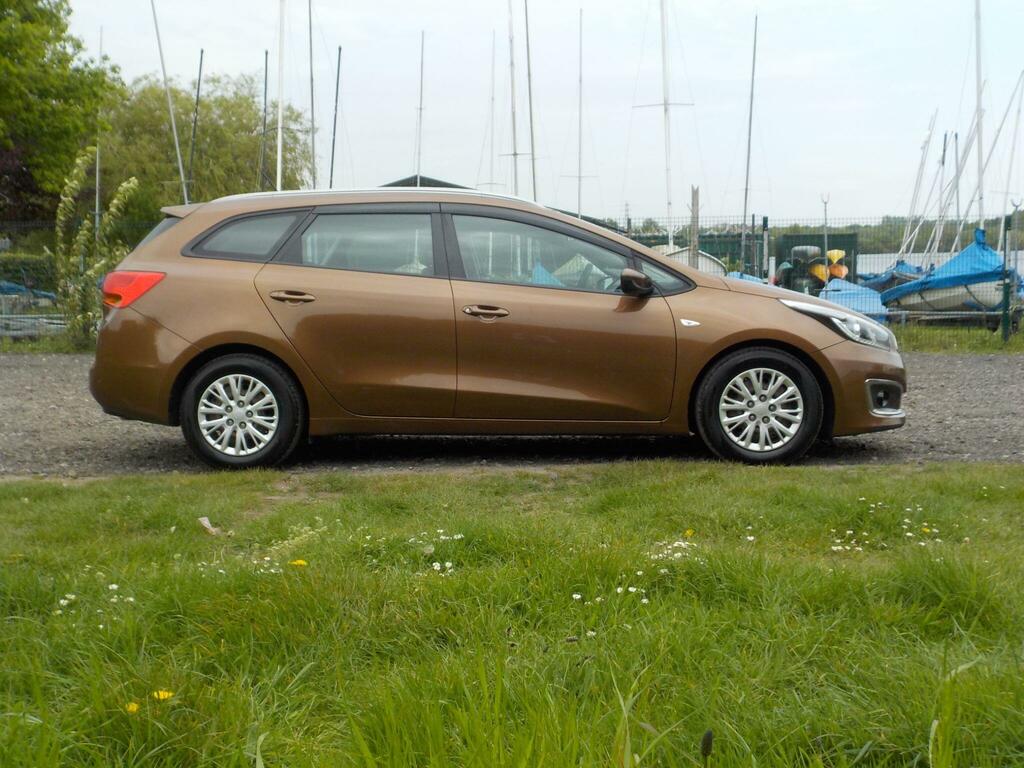 Kia Ceed 1.6 Crdi 1 Sportswagon Euro 6 S S MK67ZNM Brown #6