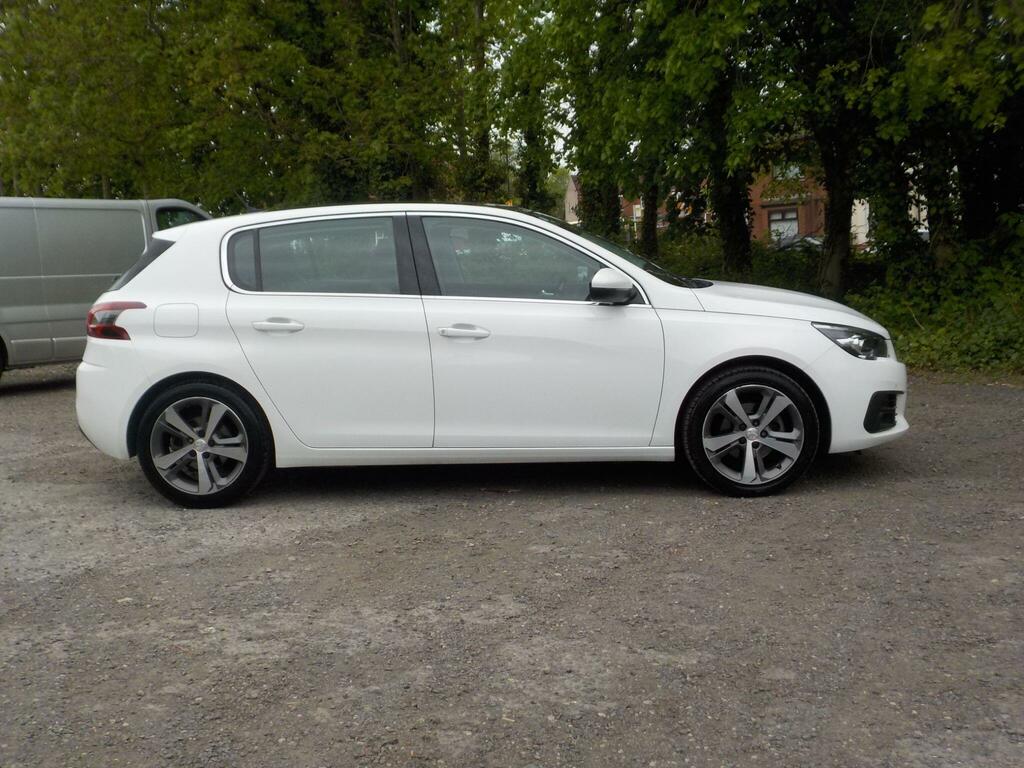 Peugeot 308 1.5 Bluehdi Allure Euro 6 S S MK18UVJ Black #6
