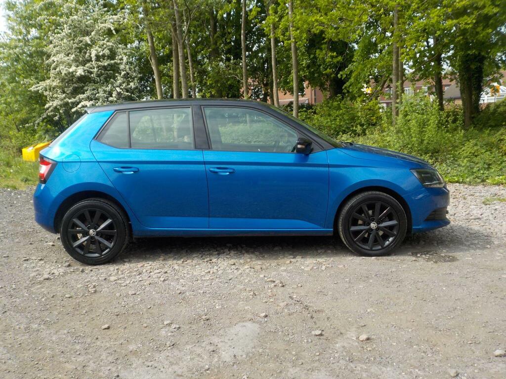 Skoda Fabia 1.0 Colour Edition Euro 6 S S DE18UYX Blue #6