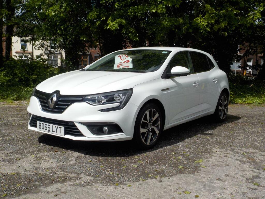 Renault Megane 1.5 Dci Dynamique S Nav Euro 6 S S White