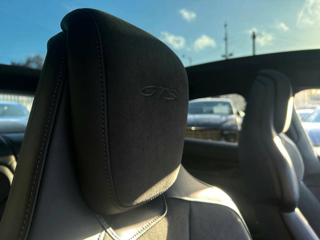 Porsche Taycan Gts Black #5
