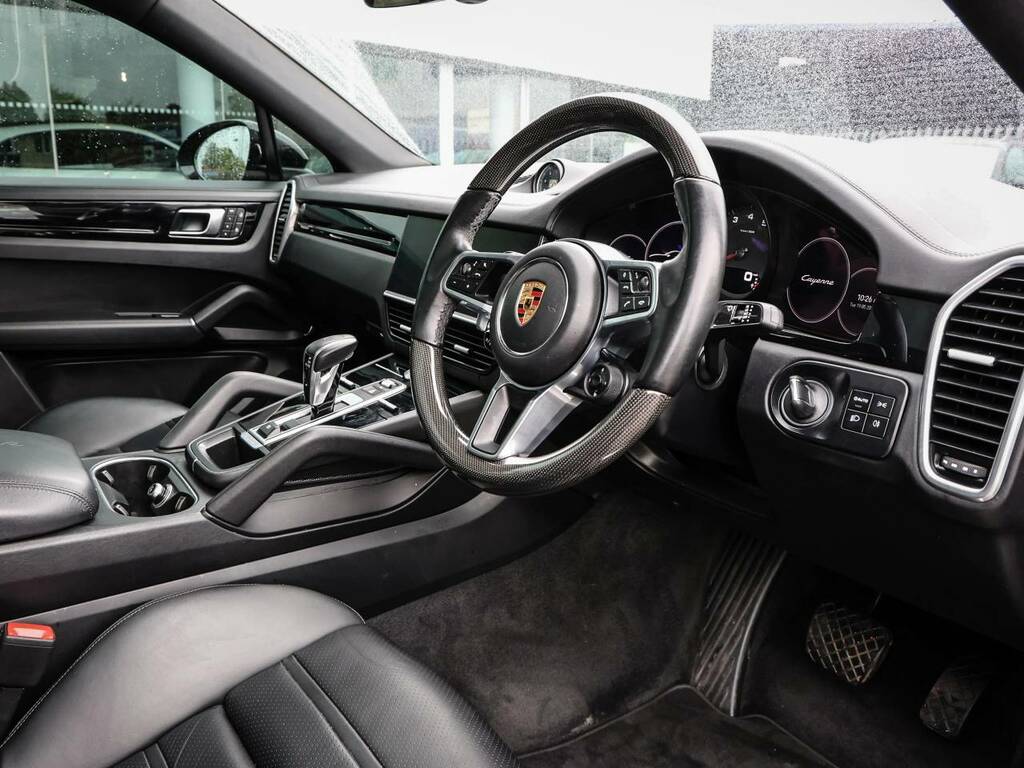 Porsche Cayenne Coup233 Platinum Edition My22 Black #4