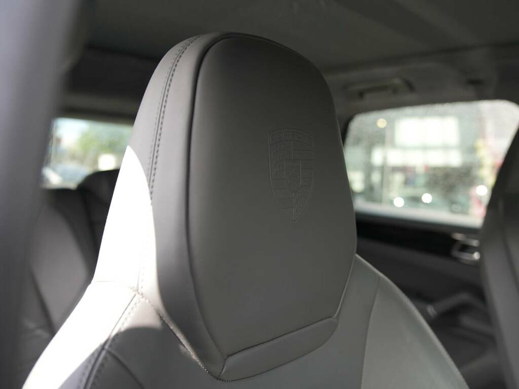 Porsche Cayenne E-hybrid  Blue #5