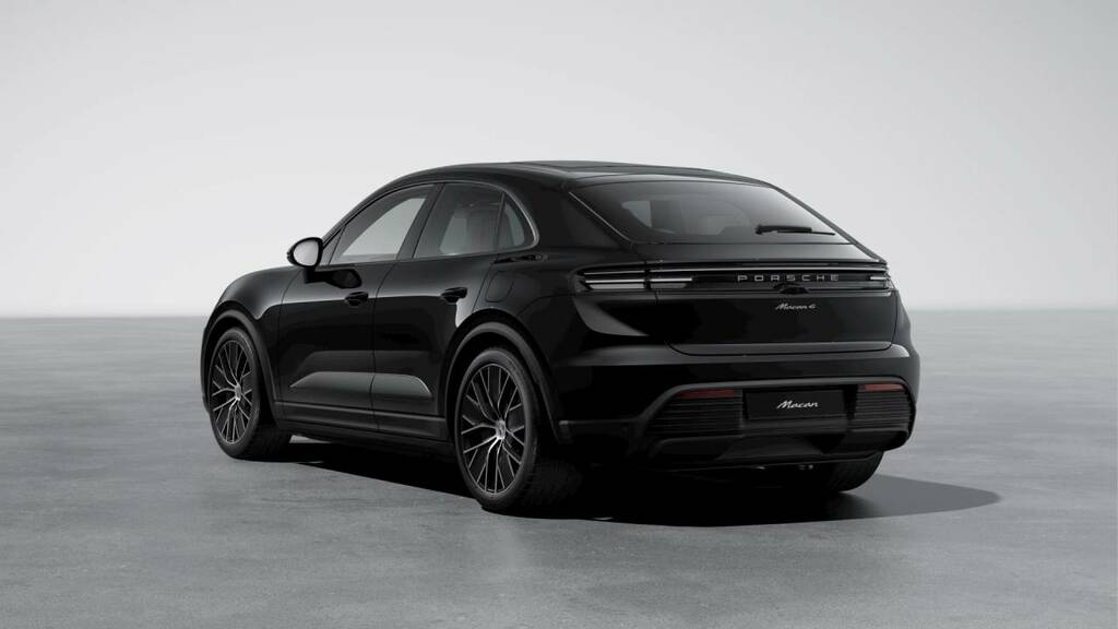 Porsche Macan 4 Electric Black #3