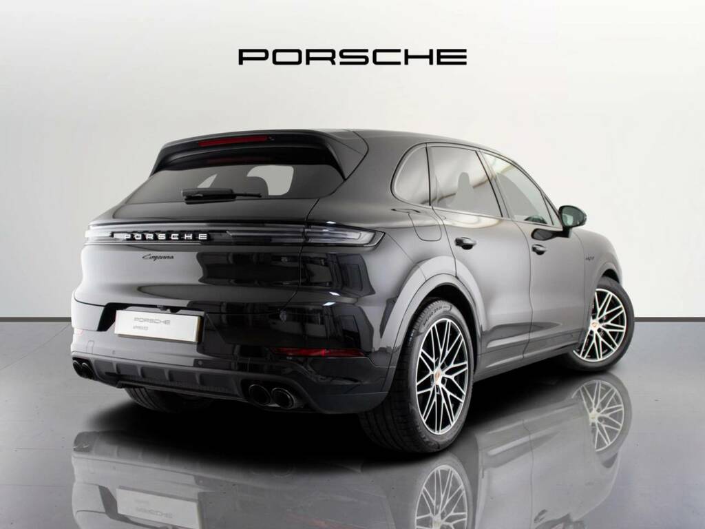 Porsche Cayenne E-hybrid Black #3