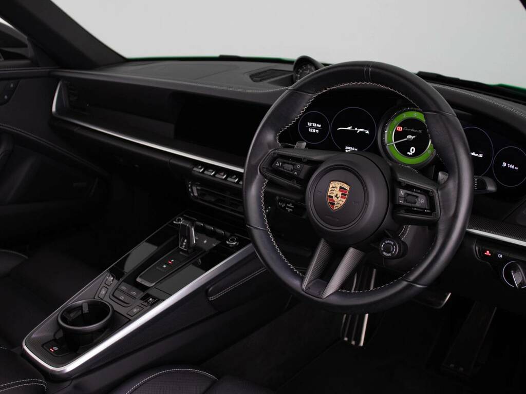 Porsche 911 Turbo S Cabriolet My23  Green #4