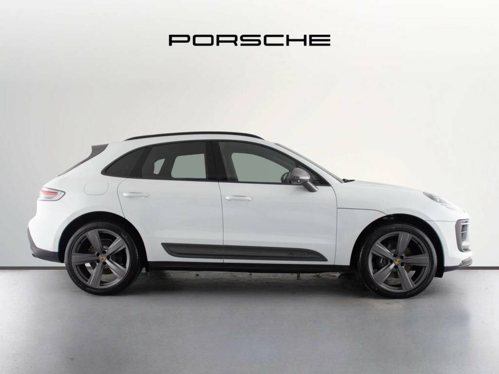 Porsche Macan T White #2