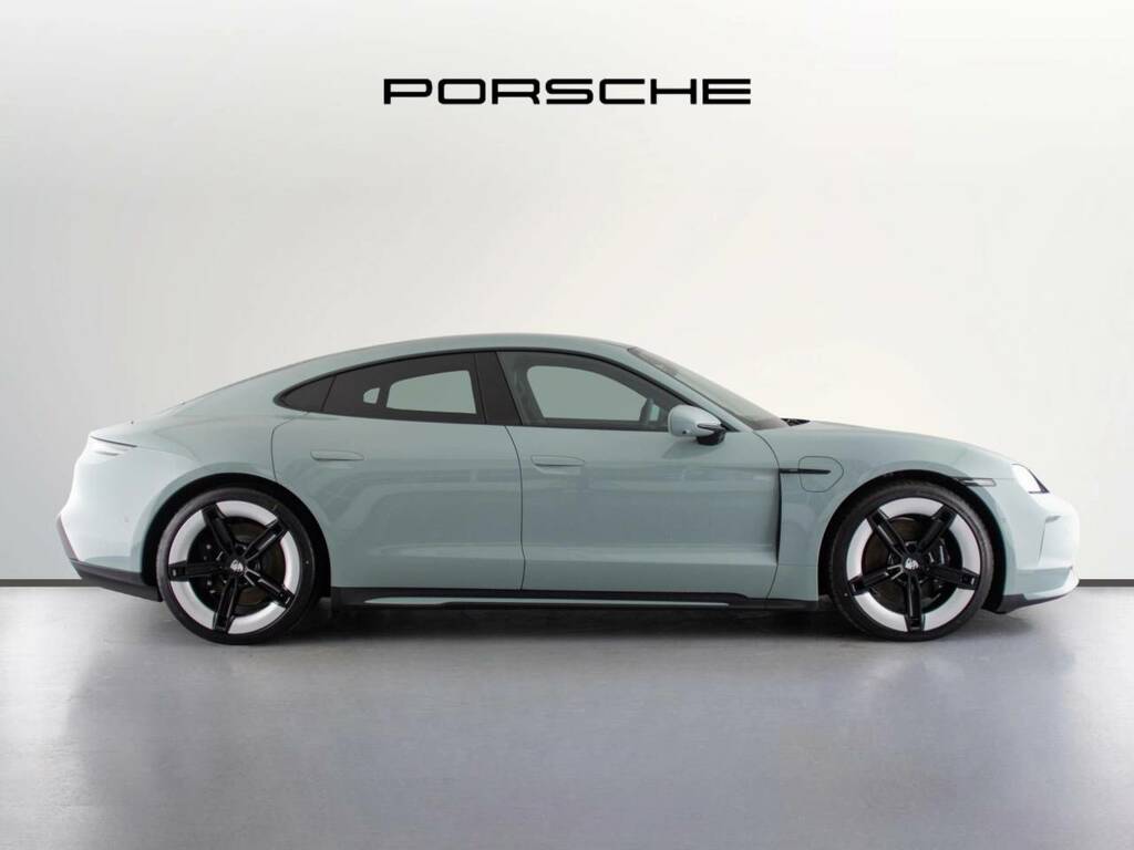 Porsche Taycan 4S Green #2