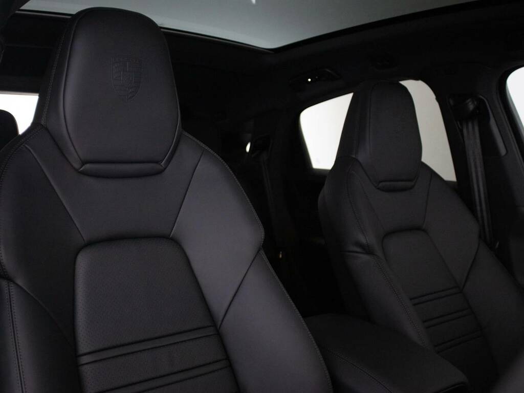 Porsche Cayenne E-hybrid Coup233 Black Edition Grey #5