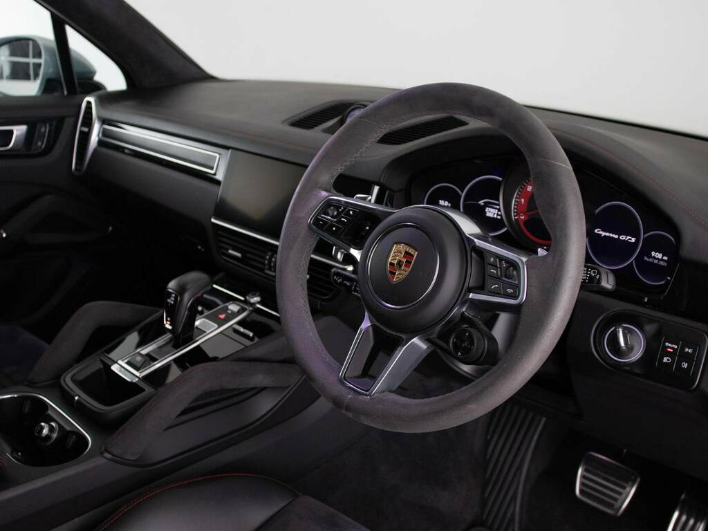 Porsche Cayenne Gts My23 Silver #4