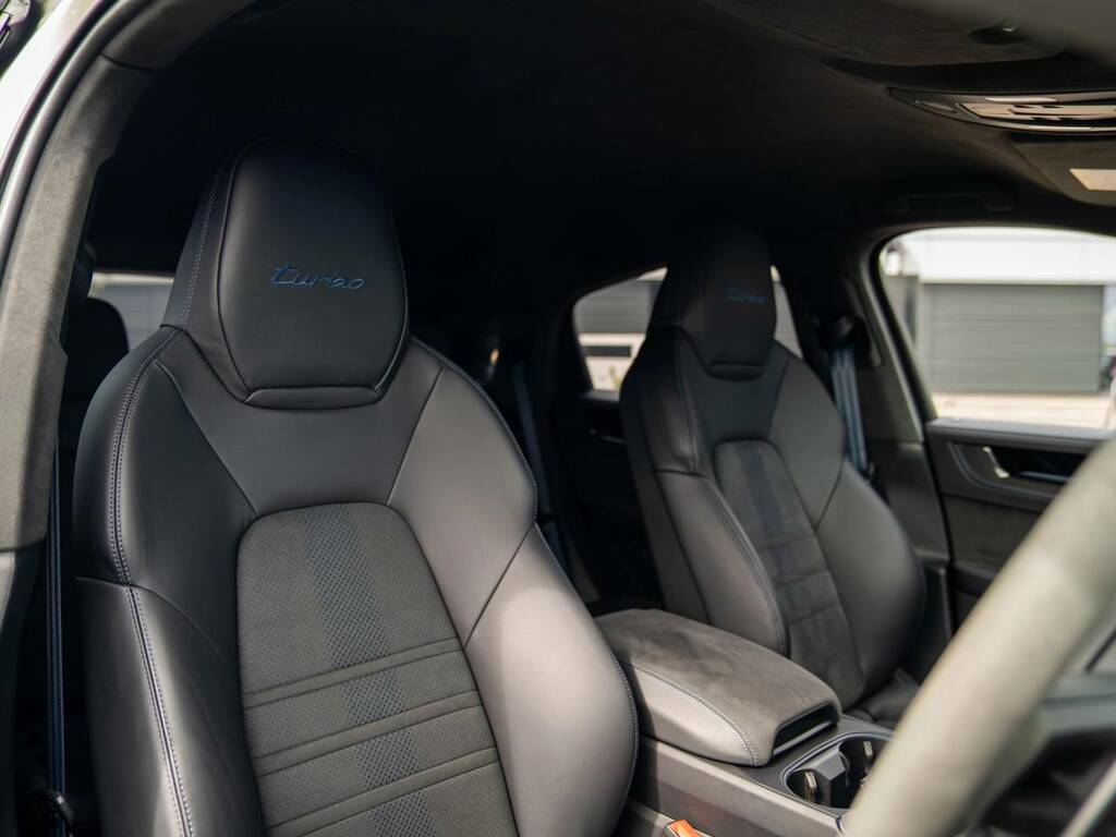 Porsche Cayenne Turbo E-hybrid Coup233 With Gt Package My24 Silver #5