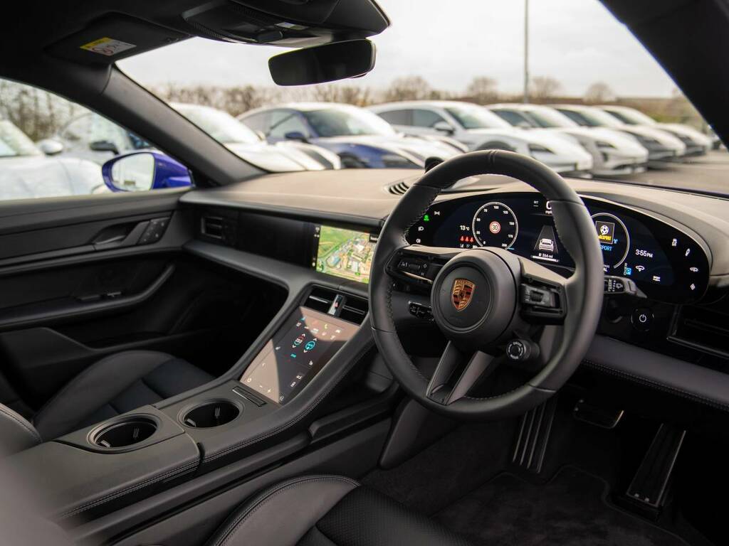 Porsche Taycan 4S Sport Turismo Black Edition Blue #4