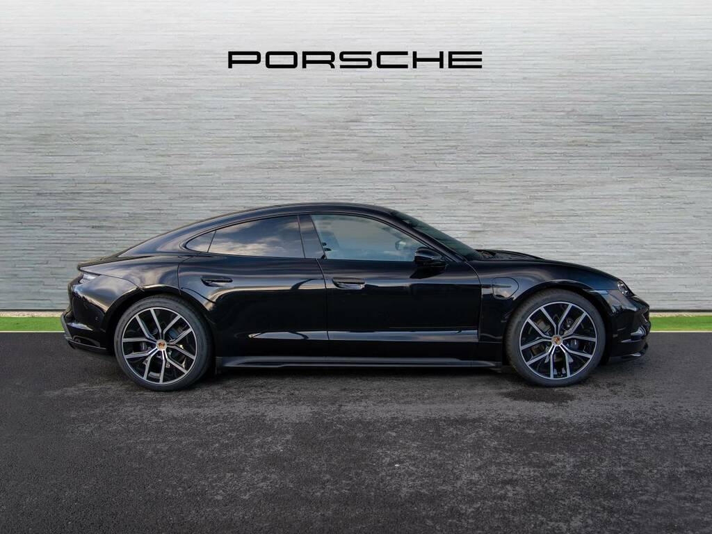 Porsche Taycan Black Edition Black #2