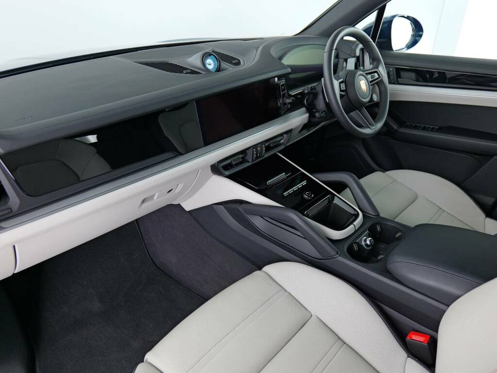 Porsche Cayenne S E-hybrid Blue #5