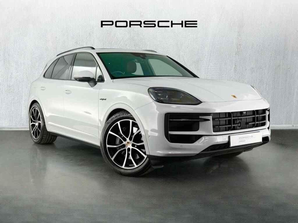 Porsche Cayenne E-hybrid White