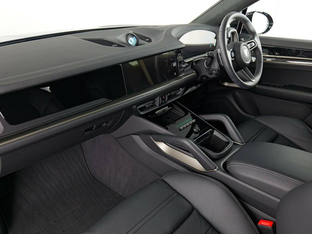 Porsche Cayenne Turbo E-hybrid Coup233 Black #4