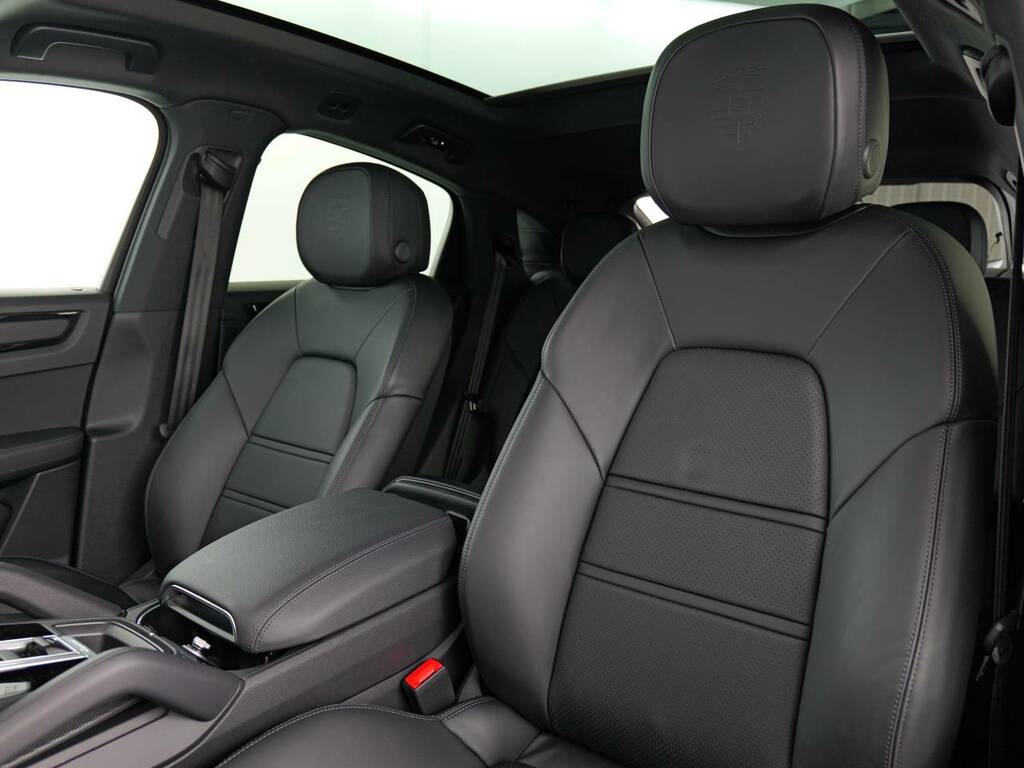 Porsche Cayenne Coup233 My23 Black #5