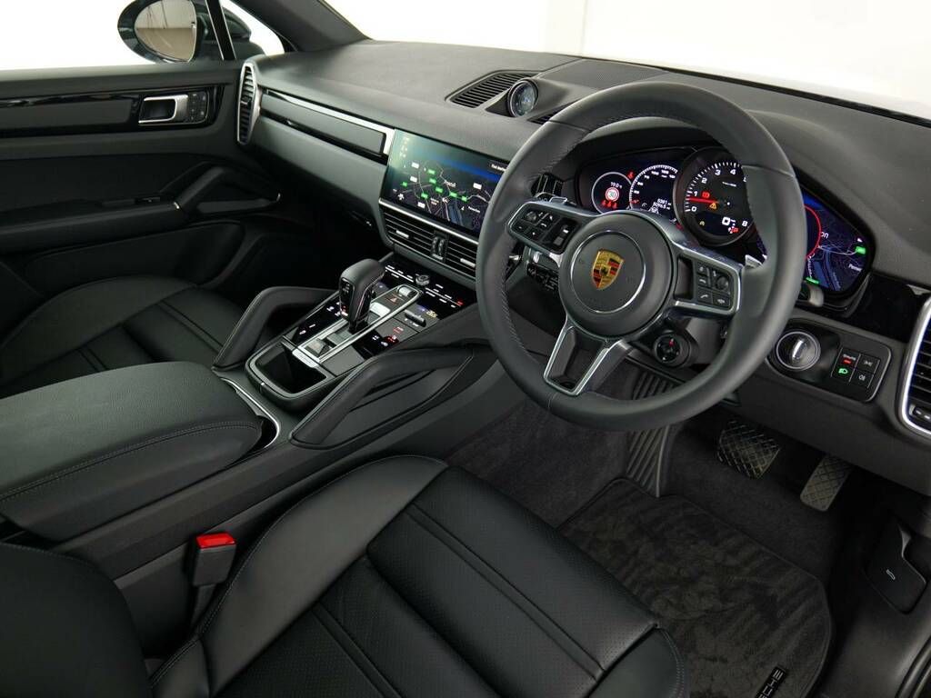 Porsche Cayenne Coup233 My23 Black #4