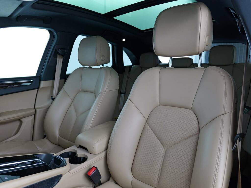 Porsche Macan S Blue #5