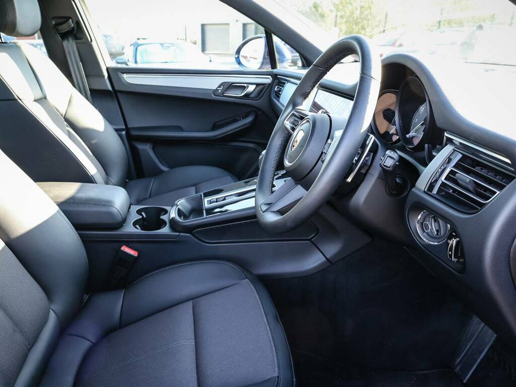 Porsche Macan S Blue #5
