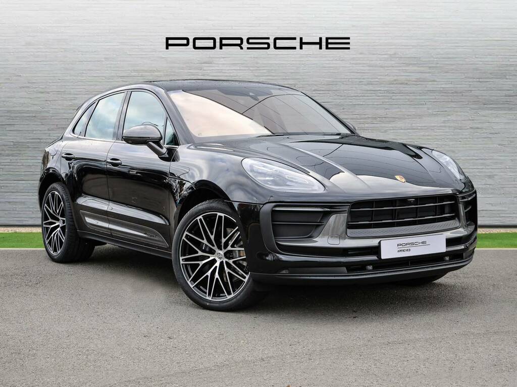 Porsche Macan T Black