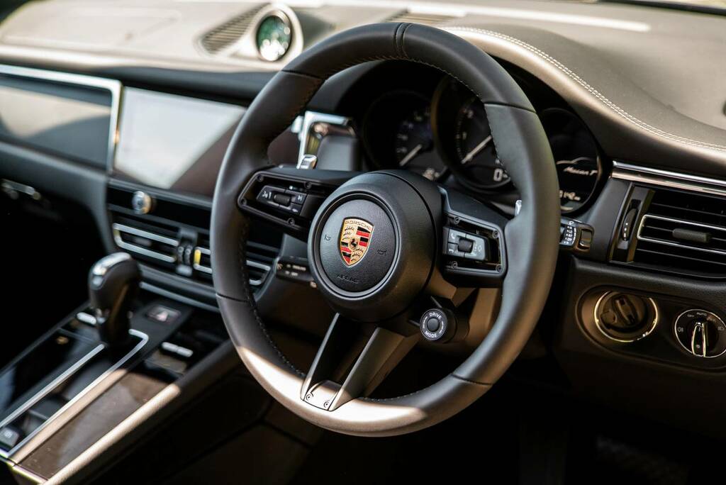 Porsche Macan T Grey #4
